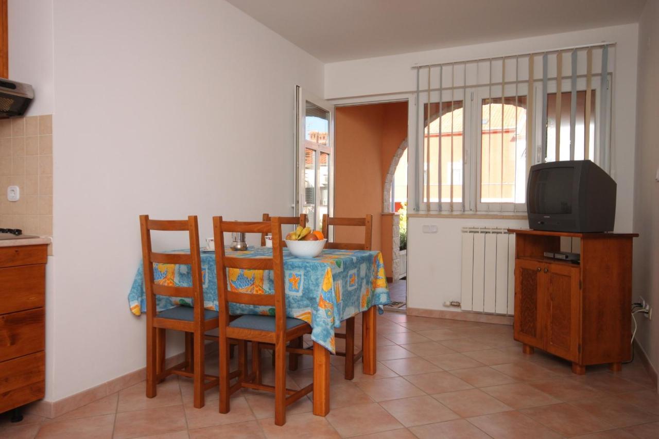 Apartments And Rooms With Wifi Vrsar, Porec - 3007 Eksteriør billede